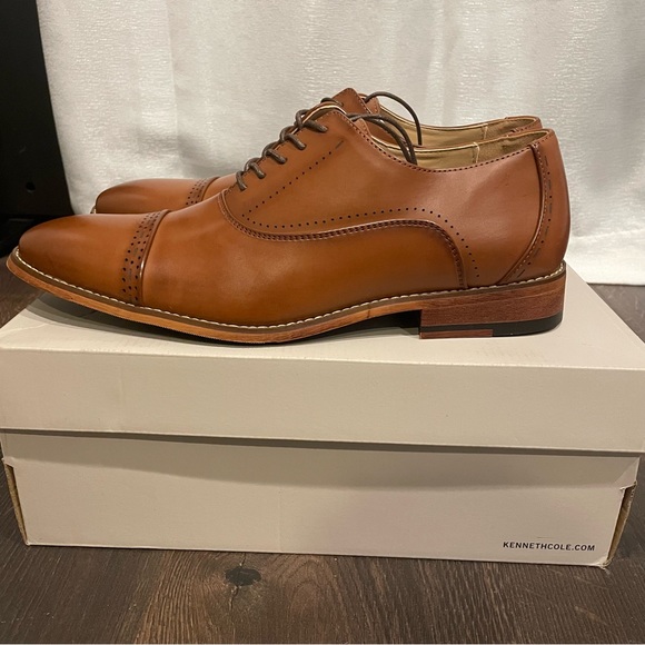 Men's Booker Faux-Leather Lace-Up Oxford Dress Shoes - Picture 4 of 6